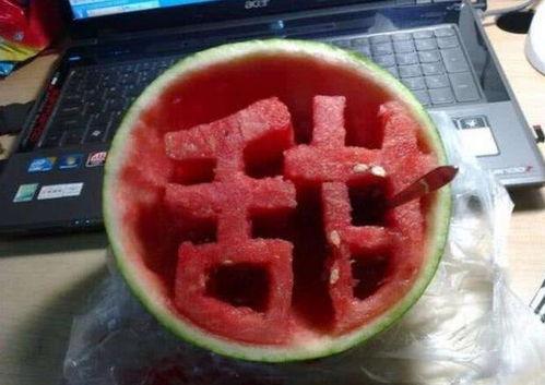 学生爆料吃瓜,学生爆料揭秘校园吃瓜事件
