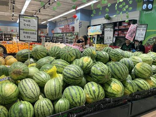 无锡吃瓜爆料,街头巷尾热闻速递