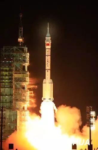神舟七号电影,太空征途，民族荣耀