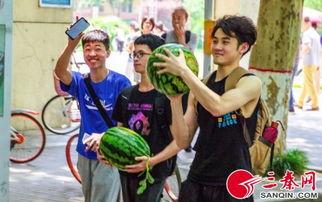 吃瓜爆料各校大瓜,揭秘各校大瓜背后的真相