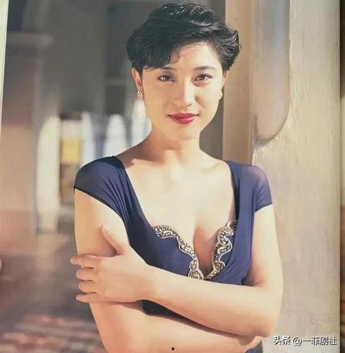 吃瓜少女爆料女星,吃瓜少女揭秘神秘女星幕后故事