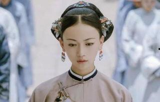 吃瓜爆料丫鬟,丫鬟逆袭，揭秘宫廷秘闻